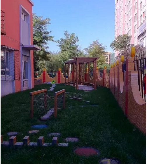 1554943942404658.png blob.png